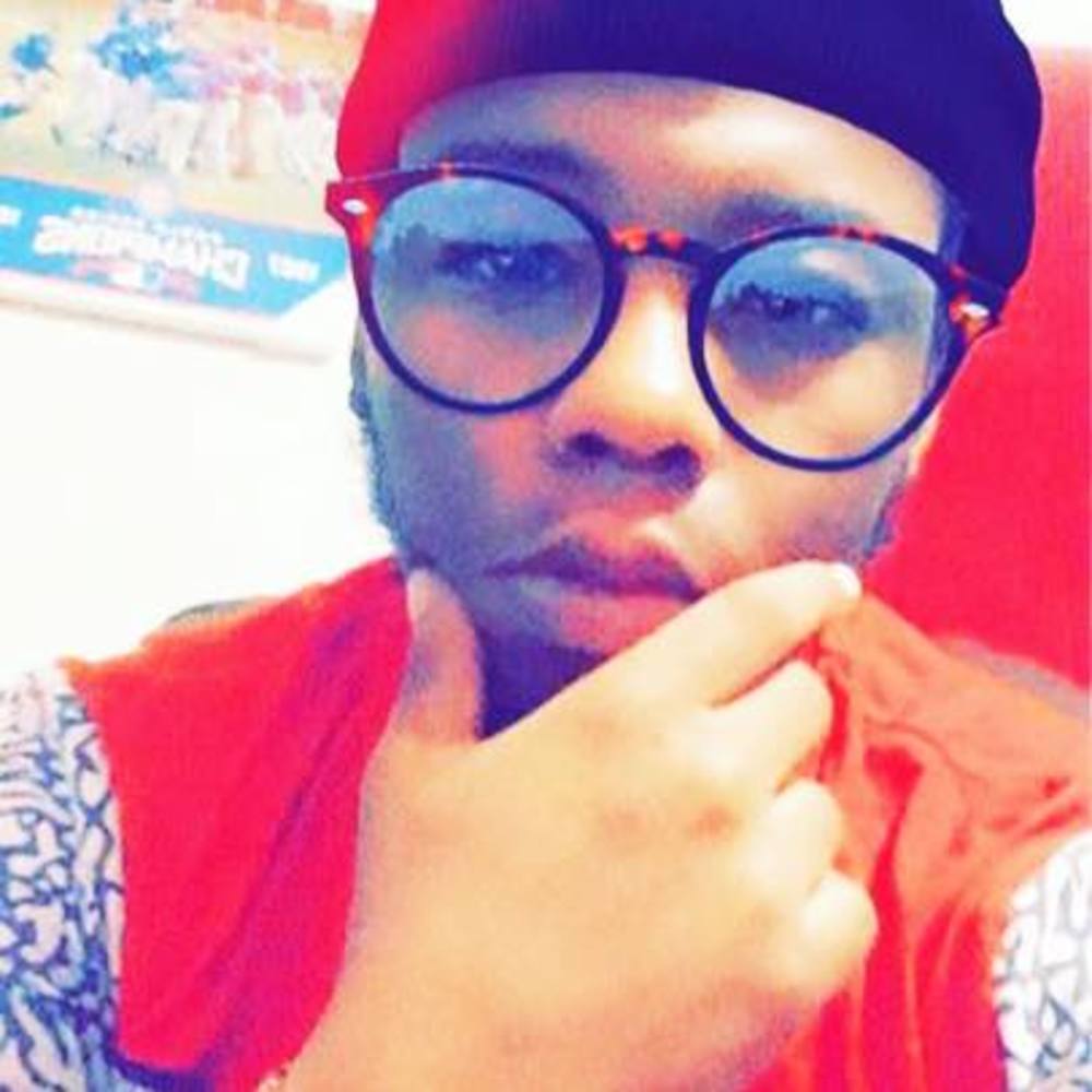 Meet your Posher, Dominique